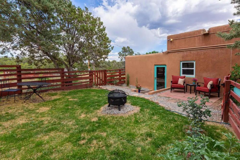 Bed and Breakfast Pet Friendly Pinon Heaven Canada de los Alamos Zewnętrze zdjęcie